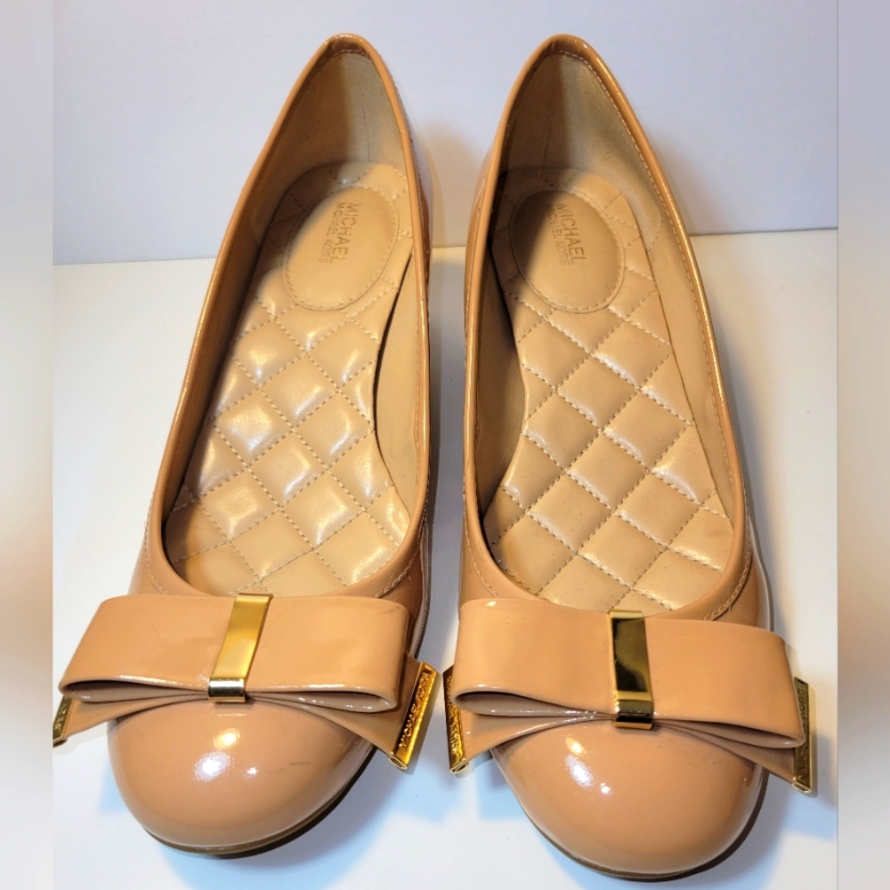 Michael Michael Kors Womens Size 8.5  Patent Leather Low heel
